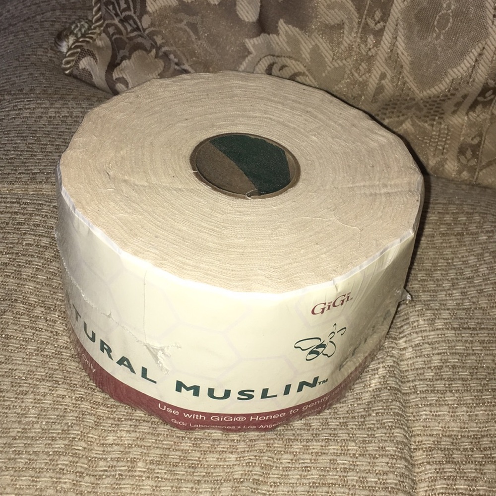 🐝 NWT GiGi Natural Muslin Epilating Roll